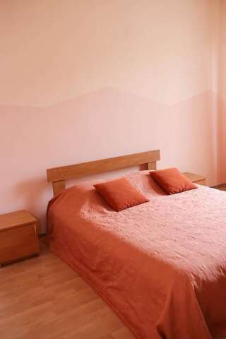 Апартаменты Apartment near St. Elizabeth Church Львов Апартаменты с душем-30