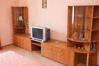 Апартаменты Apartment near St. Elizabeth Church Львов Апартаменты с душем-6